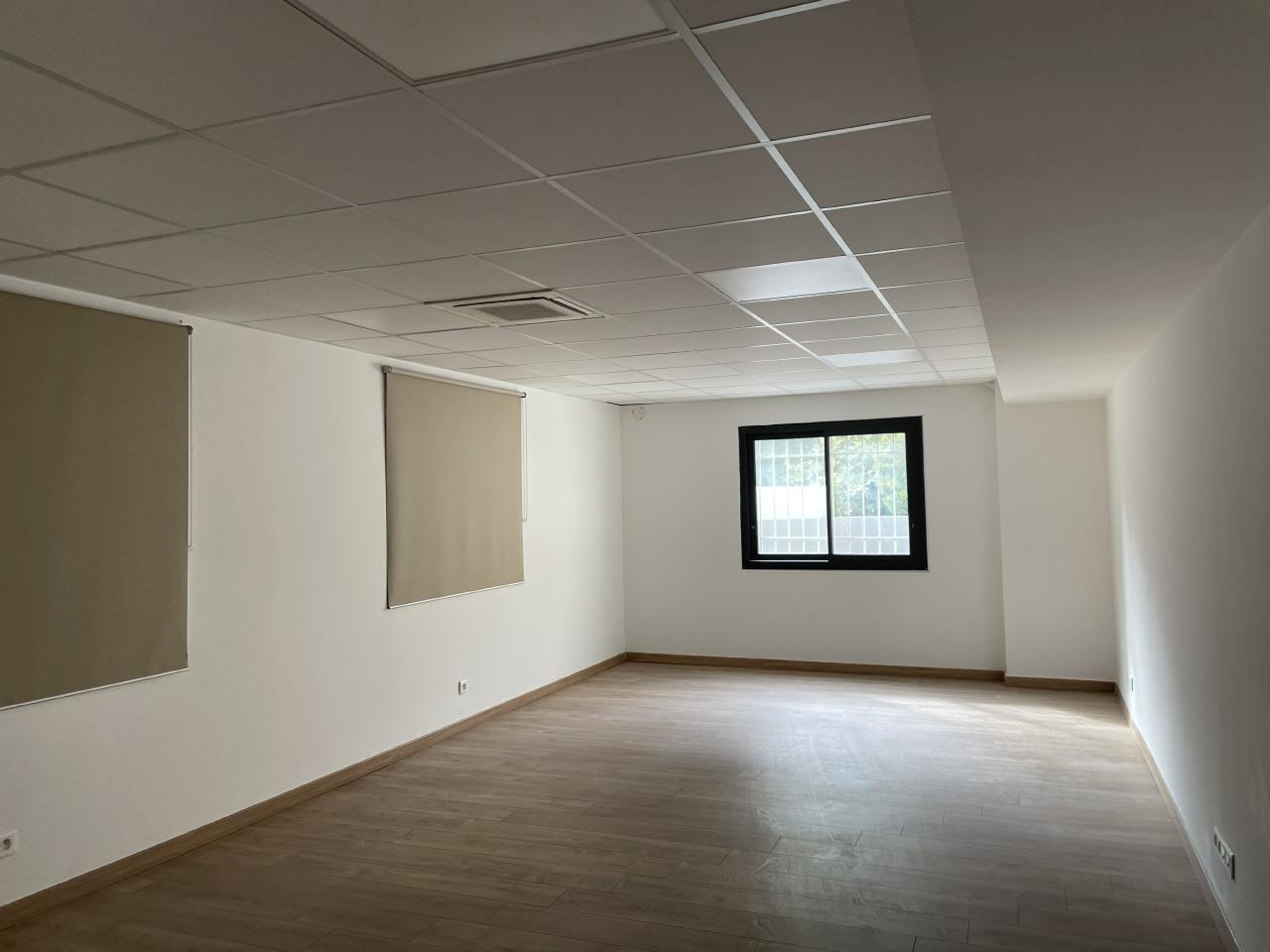 Local d'activité Marseille 716m² Location local d'activité Marseille Bouches-du-Rhône OLACT2317941 5